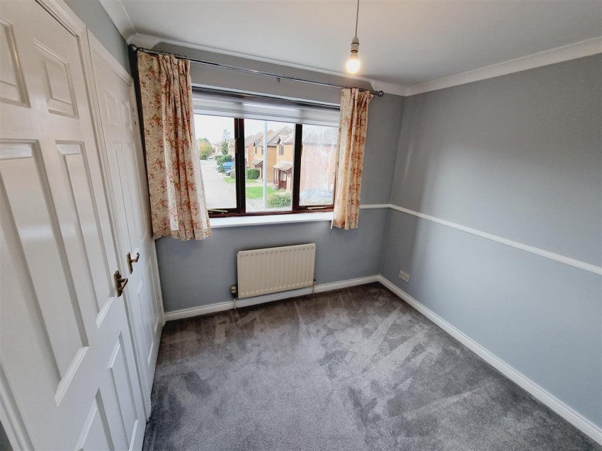 House Belmont Gardens in Raunds