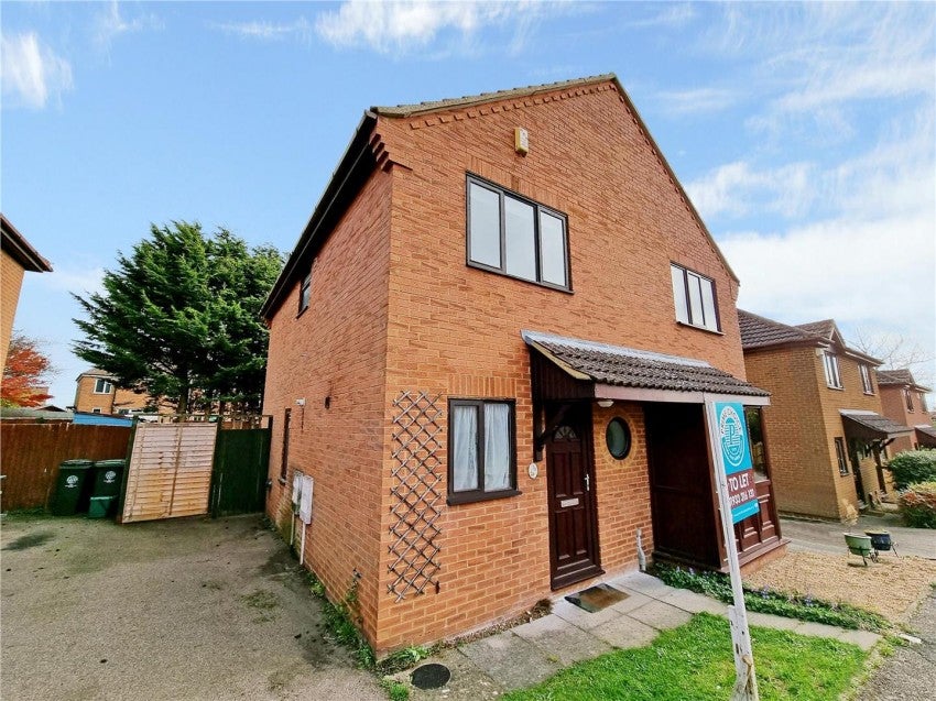 House Belmont Gardens in Raunds