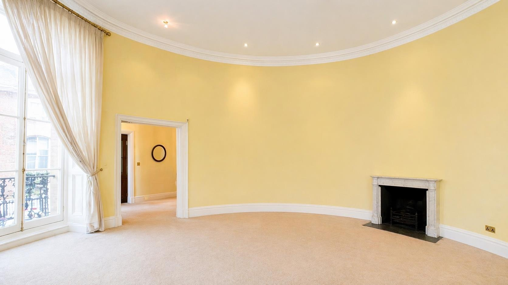 Flat Hyde Park Square in City of Westminster