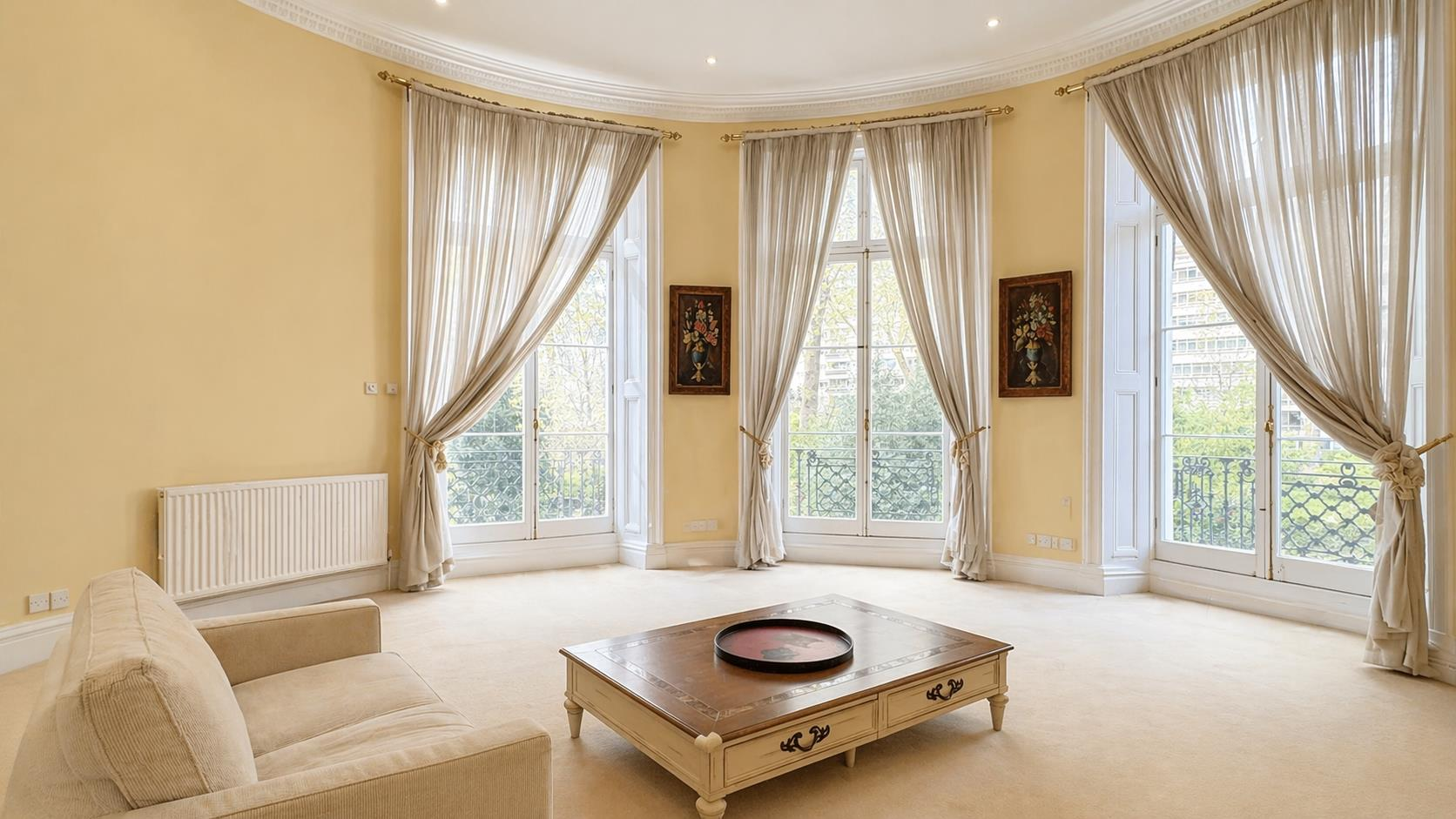 Flat Hyde Park Square in City of Westminster