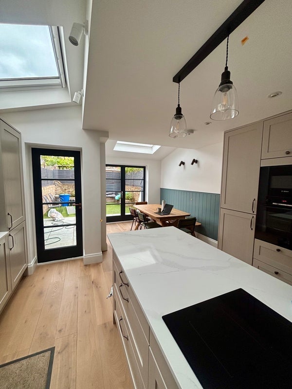 Room Droop Street in City of Westminster