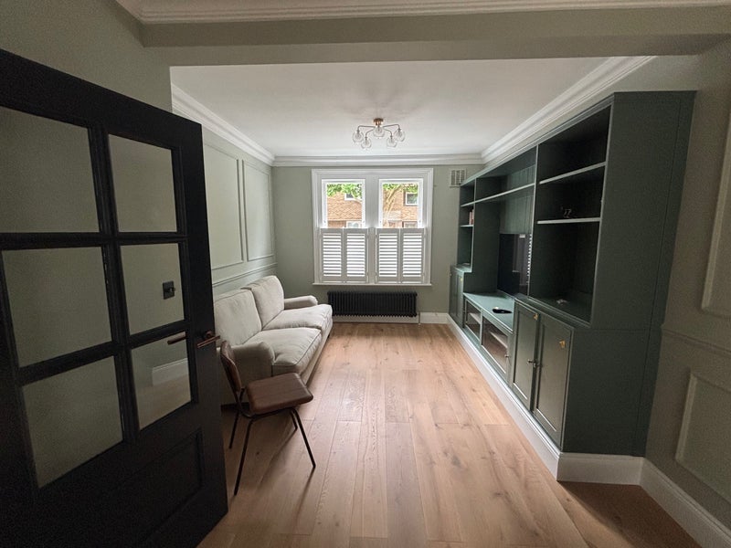 Room Droop Street in City of Westminster