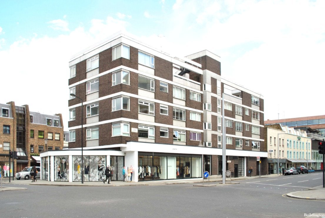 Flat Sloane Avenue in Greater London