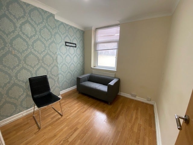 Flat Habershon Street in Cardiff