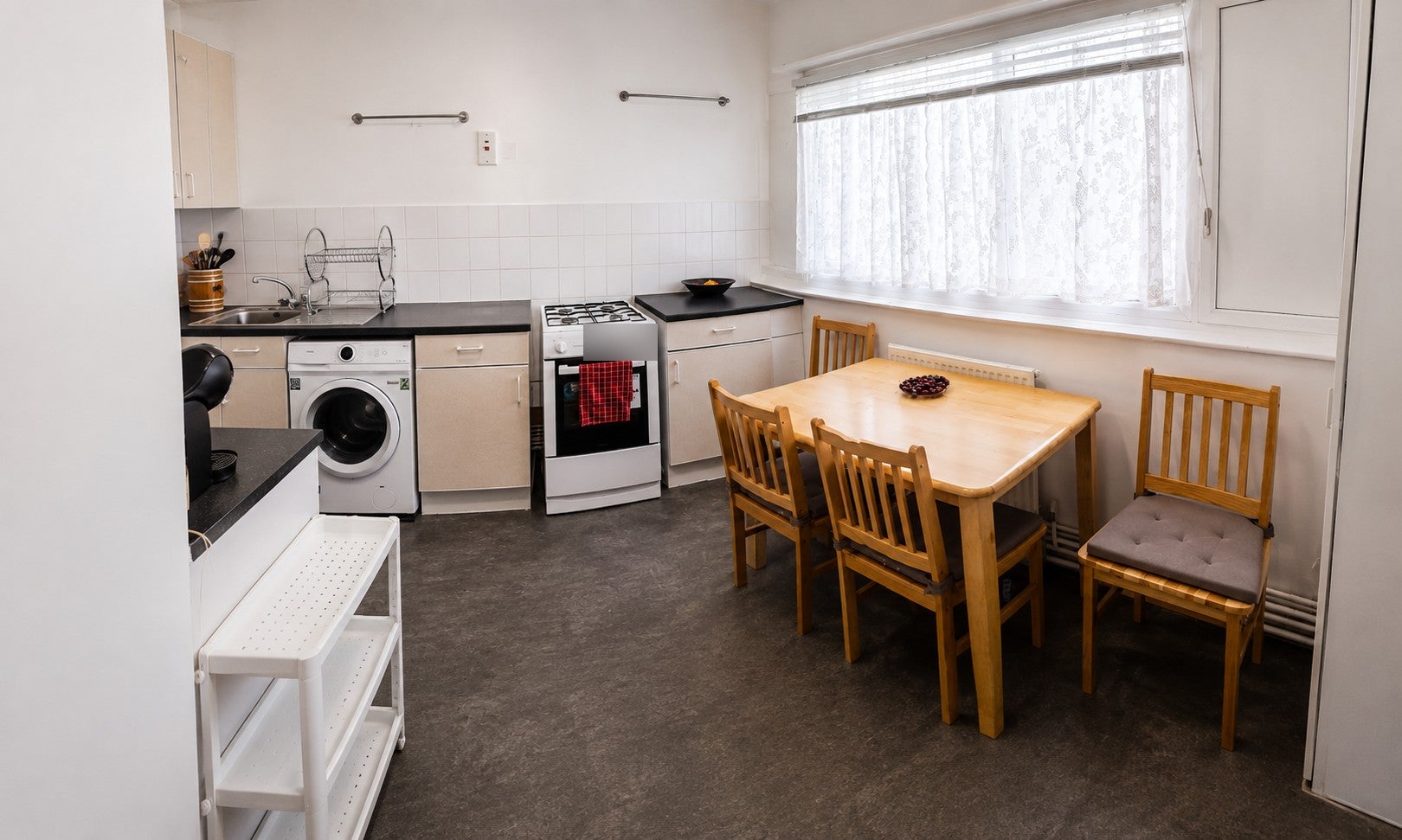 Flat Hardie Close in Greater London