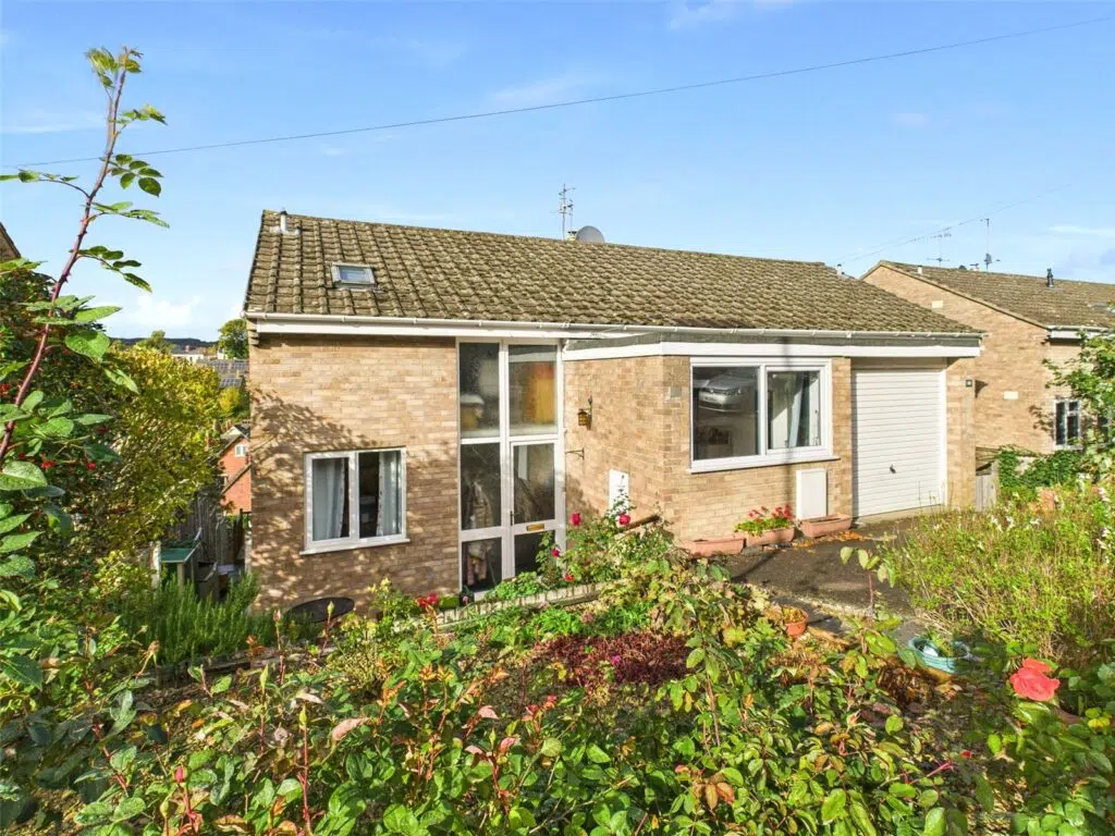 House Belle Vue Road in Stroud