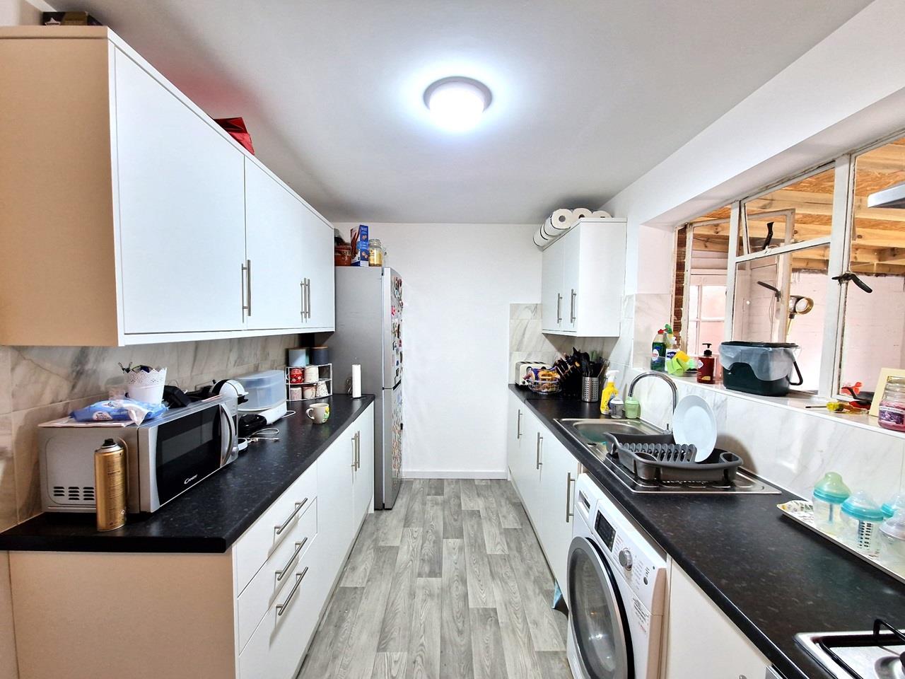 House Cygnet Avenue in Greater London