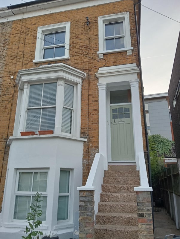 Flat Chapel Road in Greater London