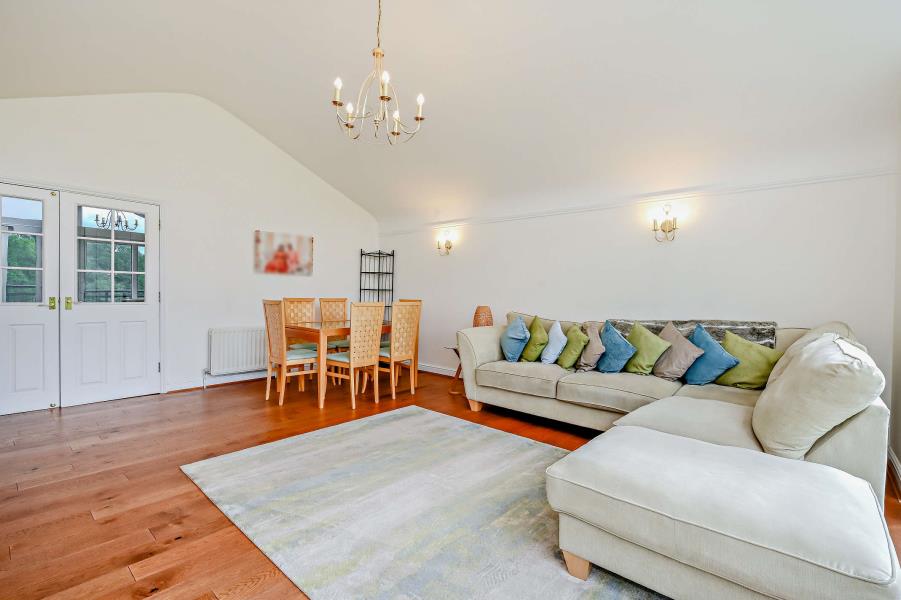 Flat Carlton Place in Southampton