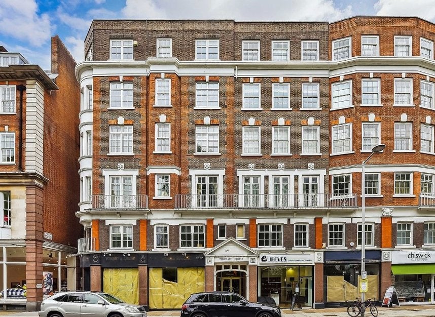 Flat Fulham Road in Greater London
