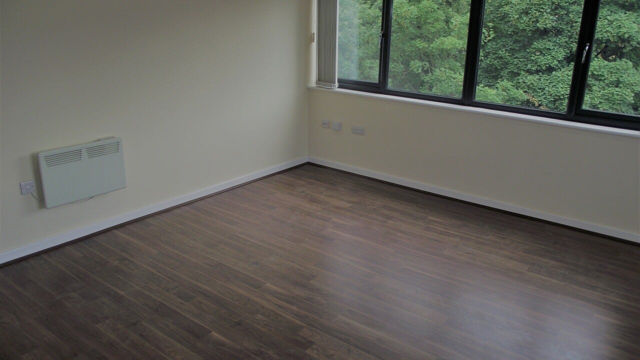 Flat Mayberry Close in Birmingham