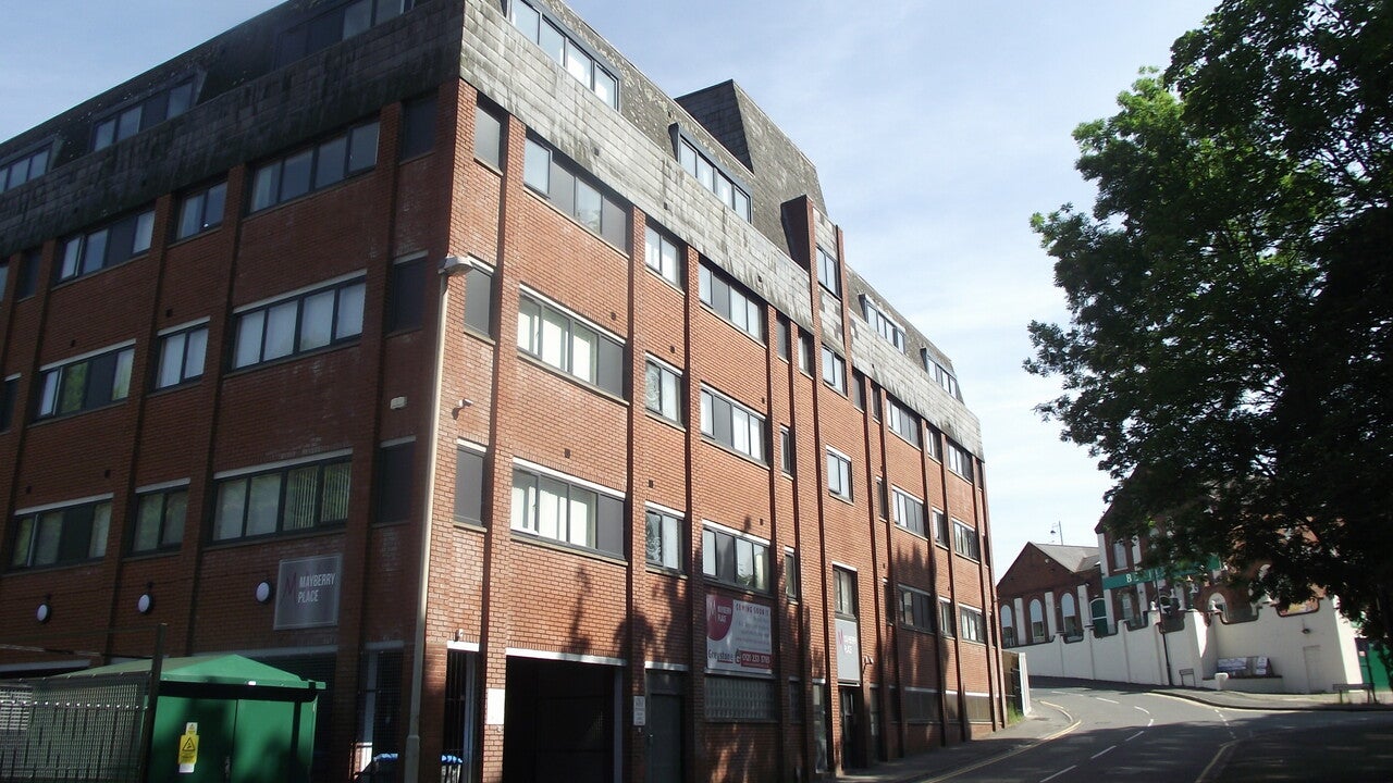 Flat Mayberry Close in Birmingham