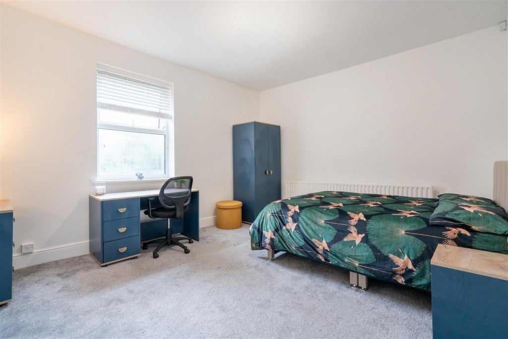 House Holberry Close in Sheffield