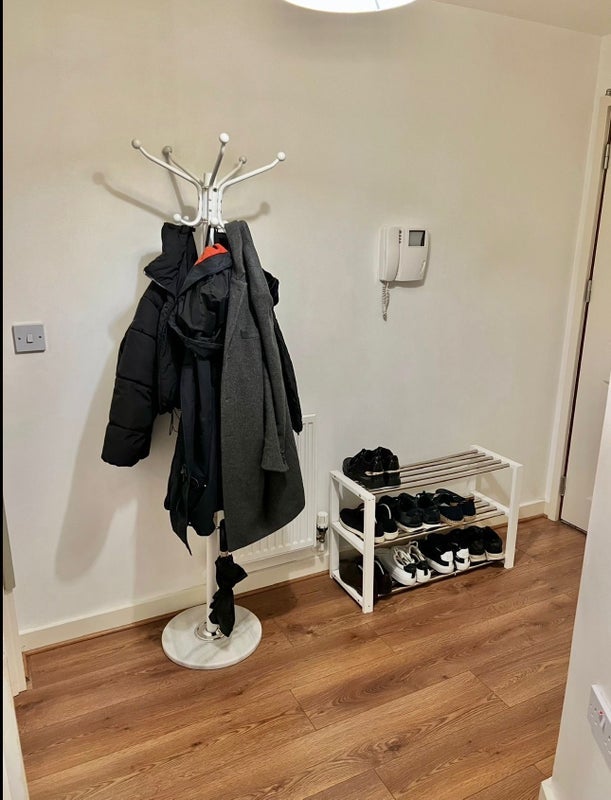 Room Turner Street in Greater London