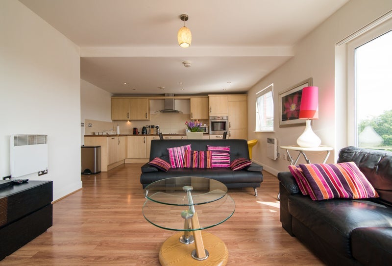 Room Pocklington Drive in Manchester