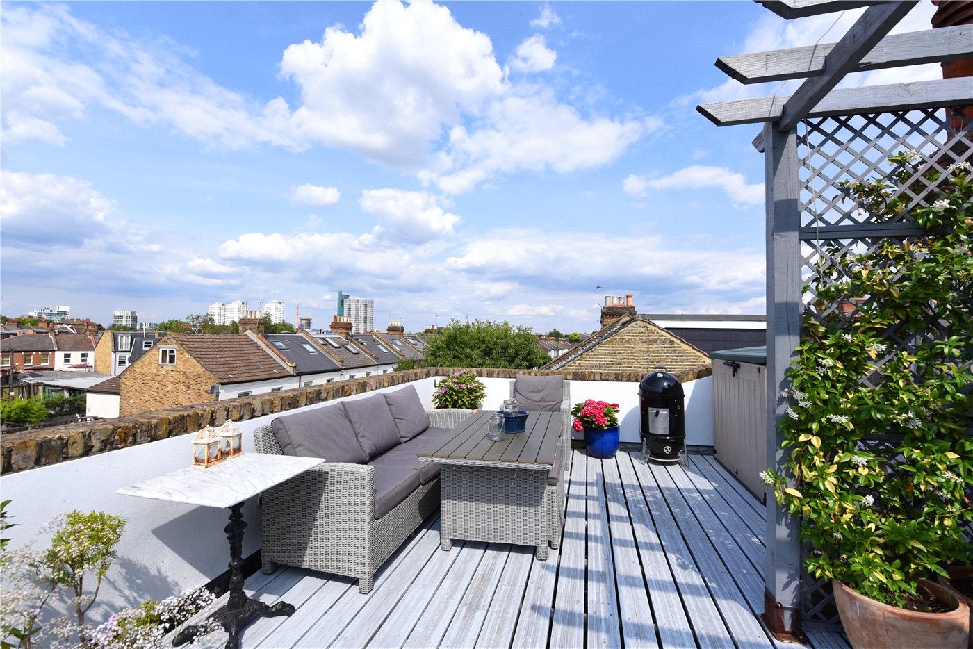 Flat Merton Road in Greater London