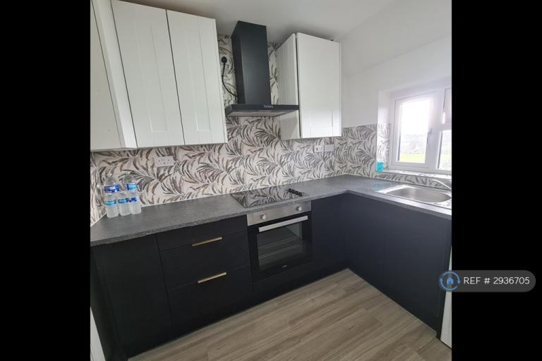 Flat Fallowfield Road in Sandwell