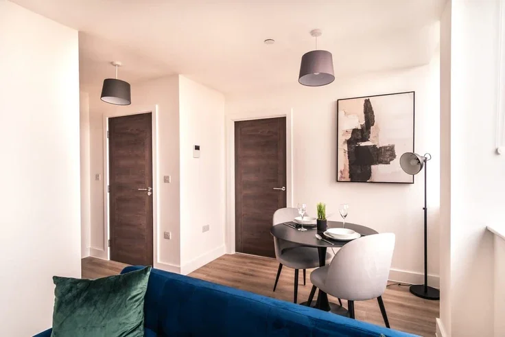 Flat Talbot Road in Trafford