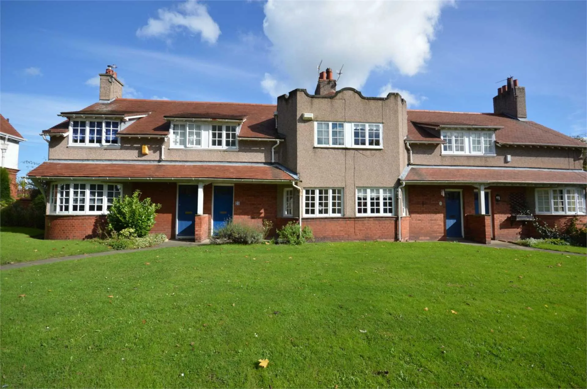 House Pool Bank in Port Sunlight