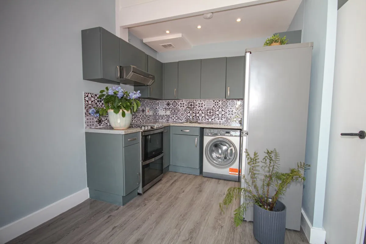 Flat Deptford Strand in Greater London