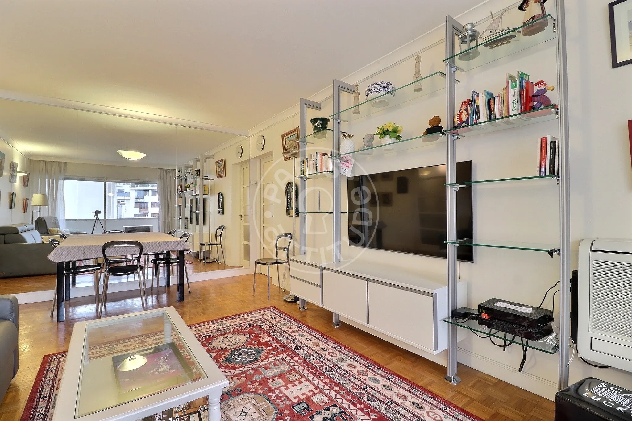 Appartement Rue Saint-Dominique à Paris