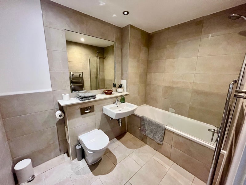 Room Hertford Road in Greater London