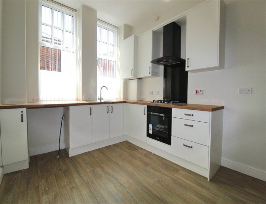 Flat Hapton Place in Stockport