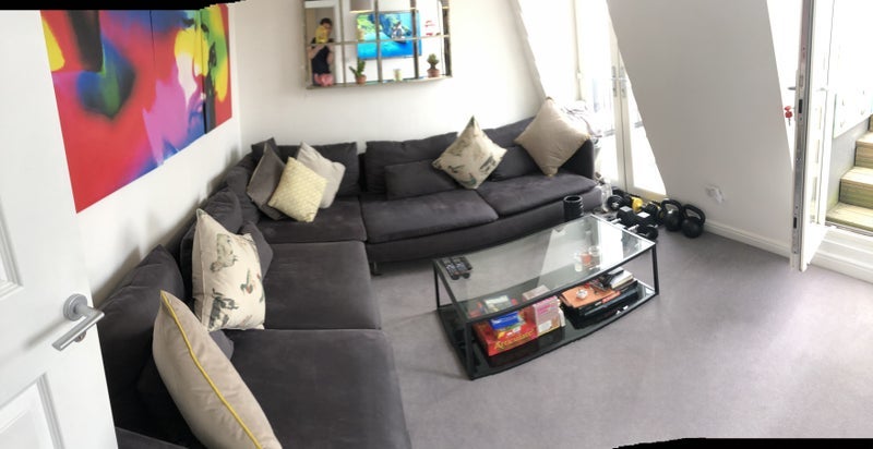 Room Limburg Road in Greater London