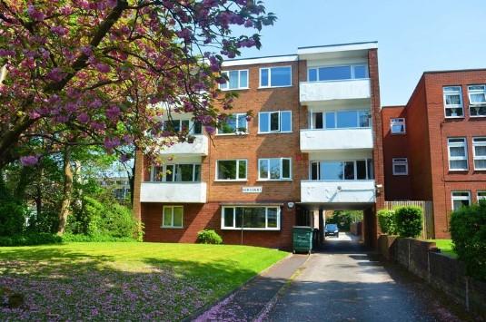 Flat Alcester Road in Birmingham