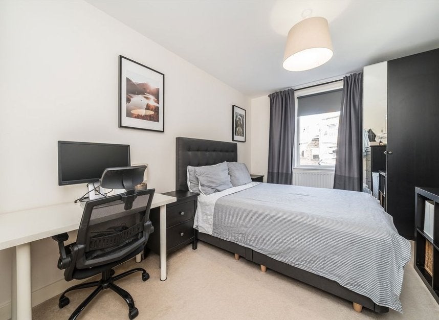 Flat Selsea Place in Greater London