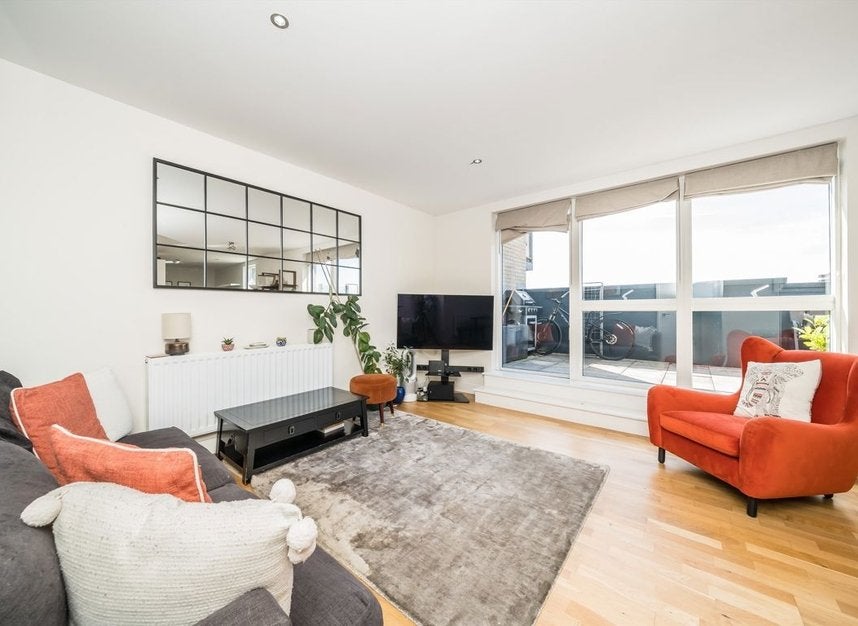 Flat Selsea Place in Greater London