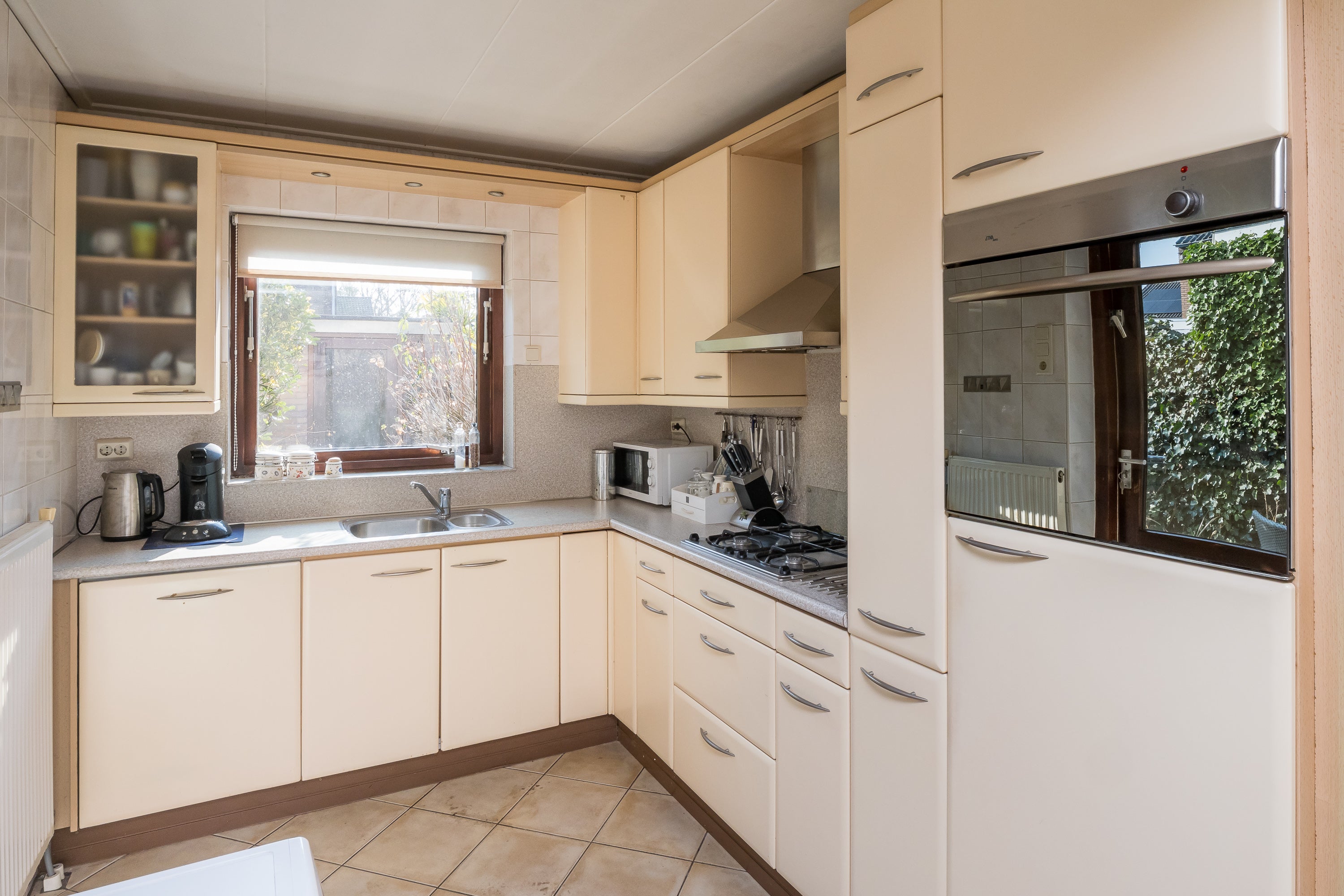 Tussenwoning te koop: De Zeeg 54, Barendrecht