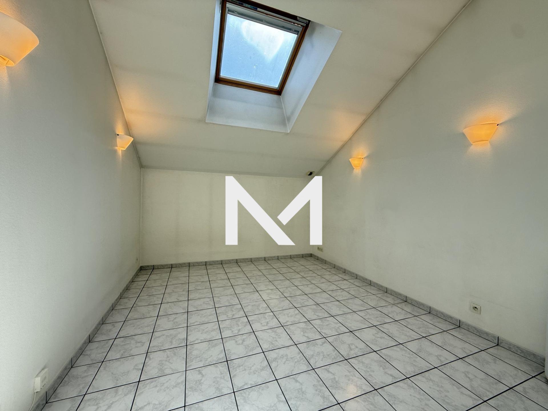 Flat Rue Ravier-Piquet in Grenoble