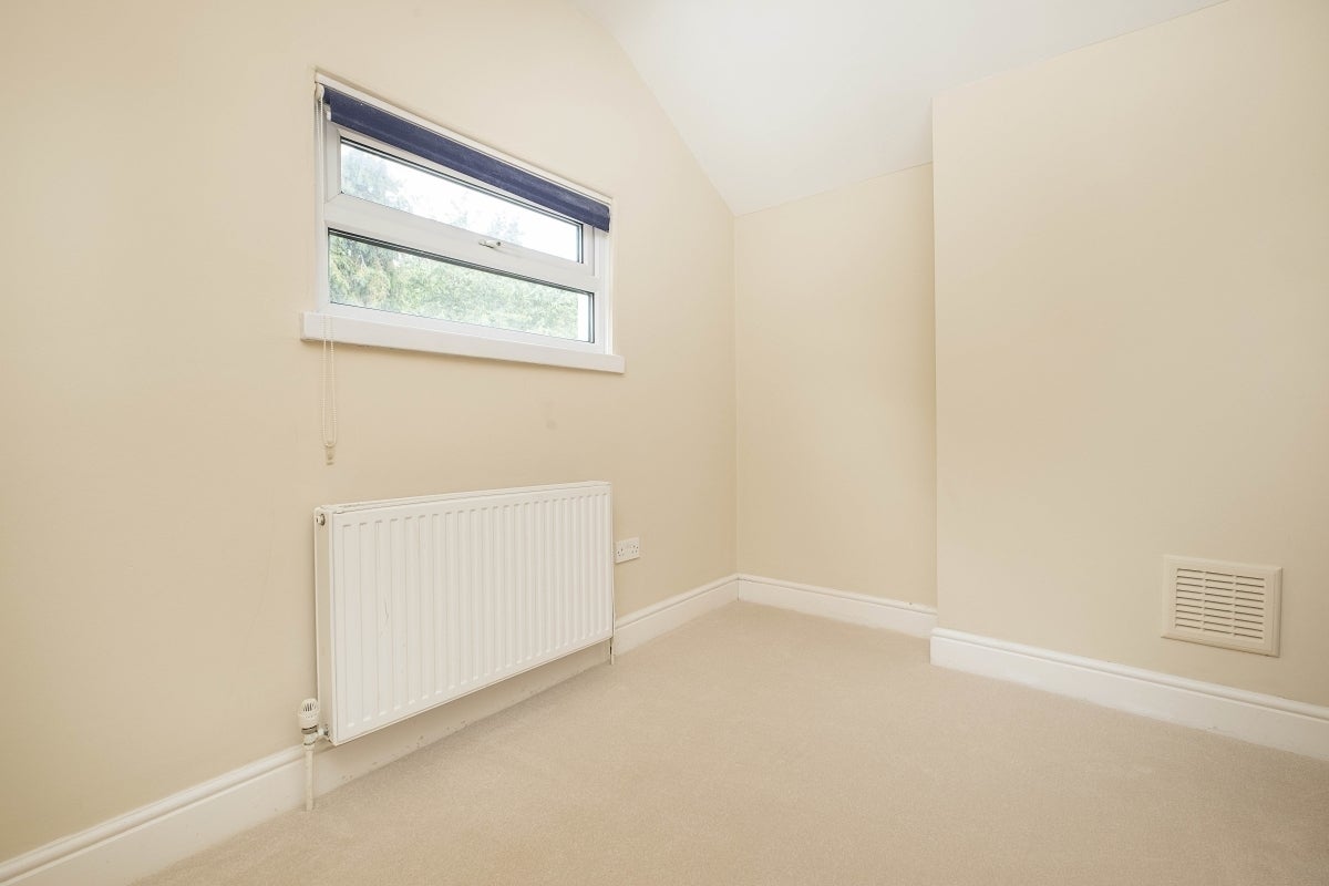House Caversham Road in Greater London