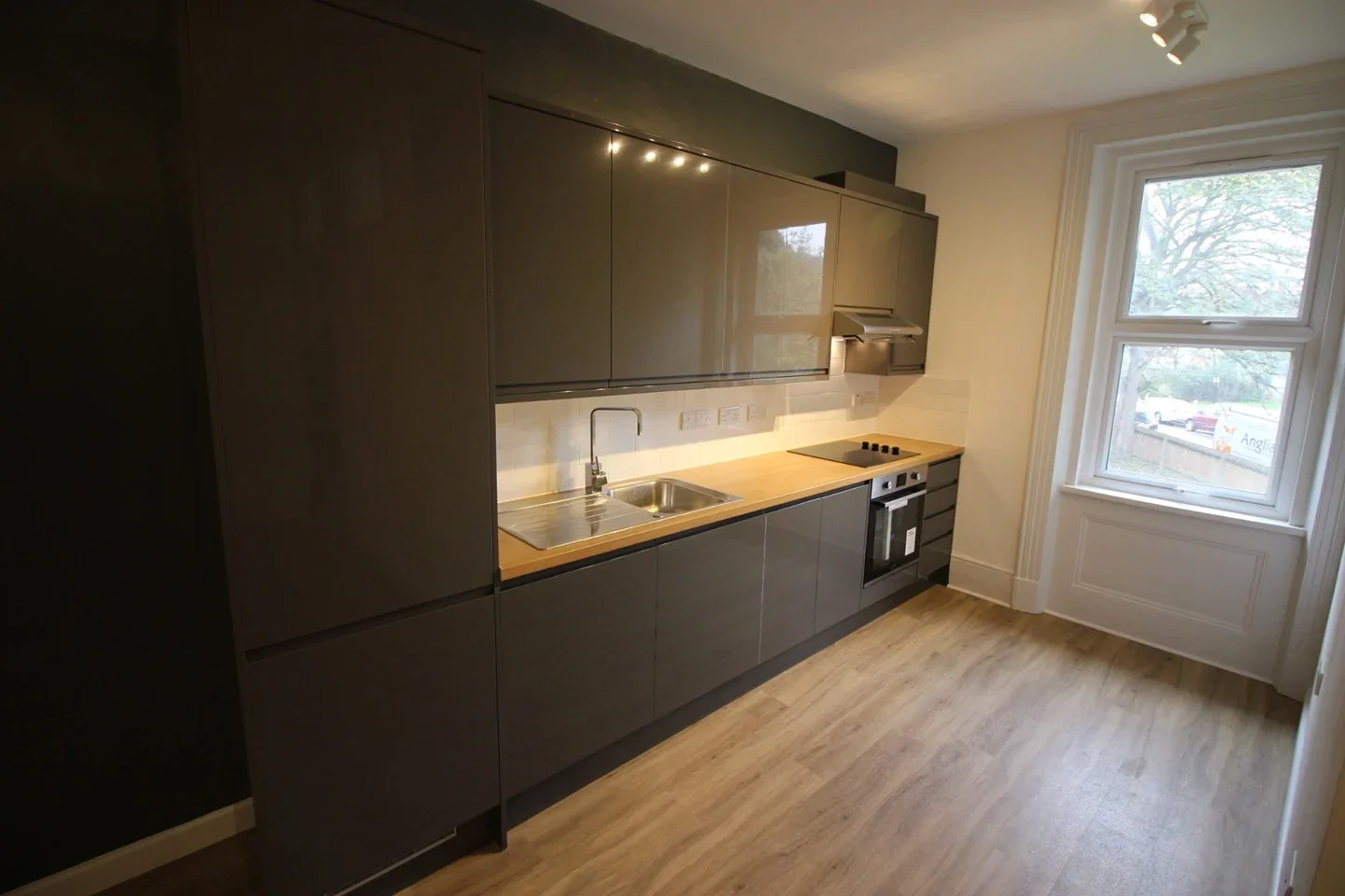 Flat Lee High Road in Greater London
