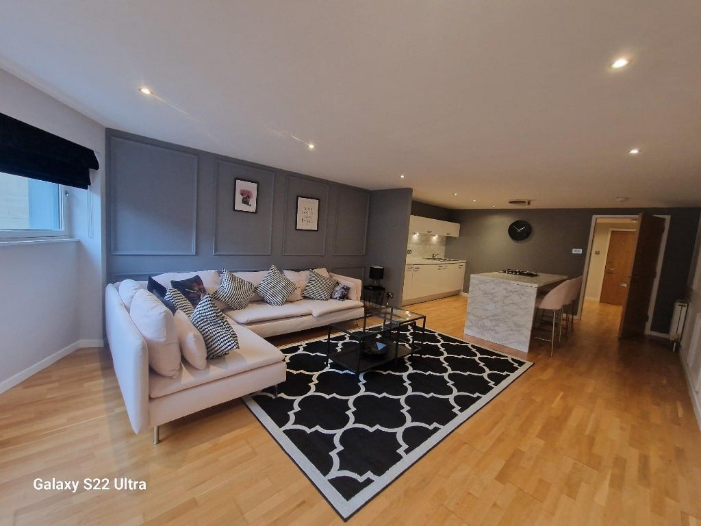 Flat Albion Street in Glasgow