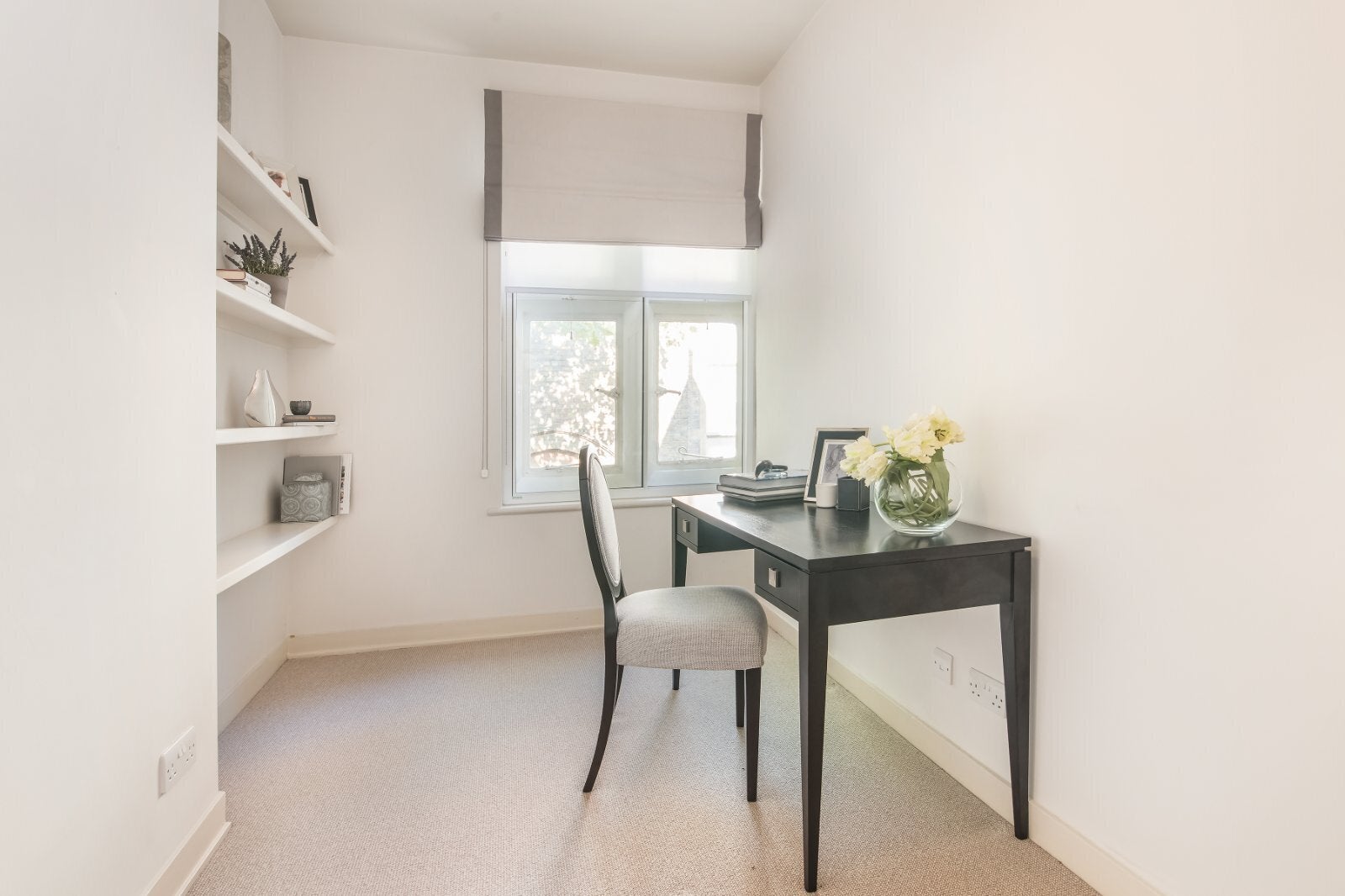 Flat Ebury Street in City of Westminster