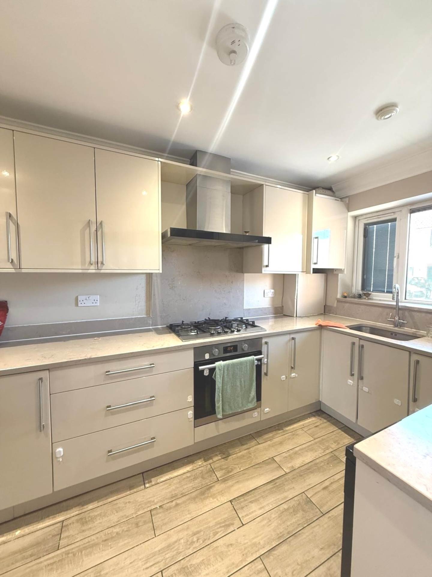 House Vibia Close in Borough of Spelthorne