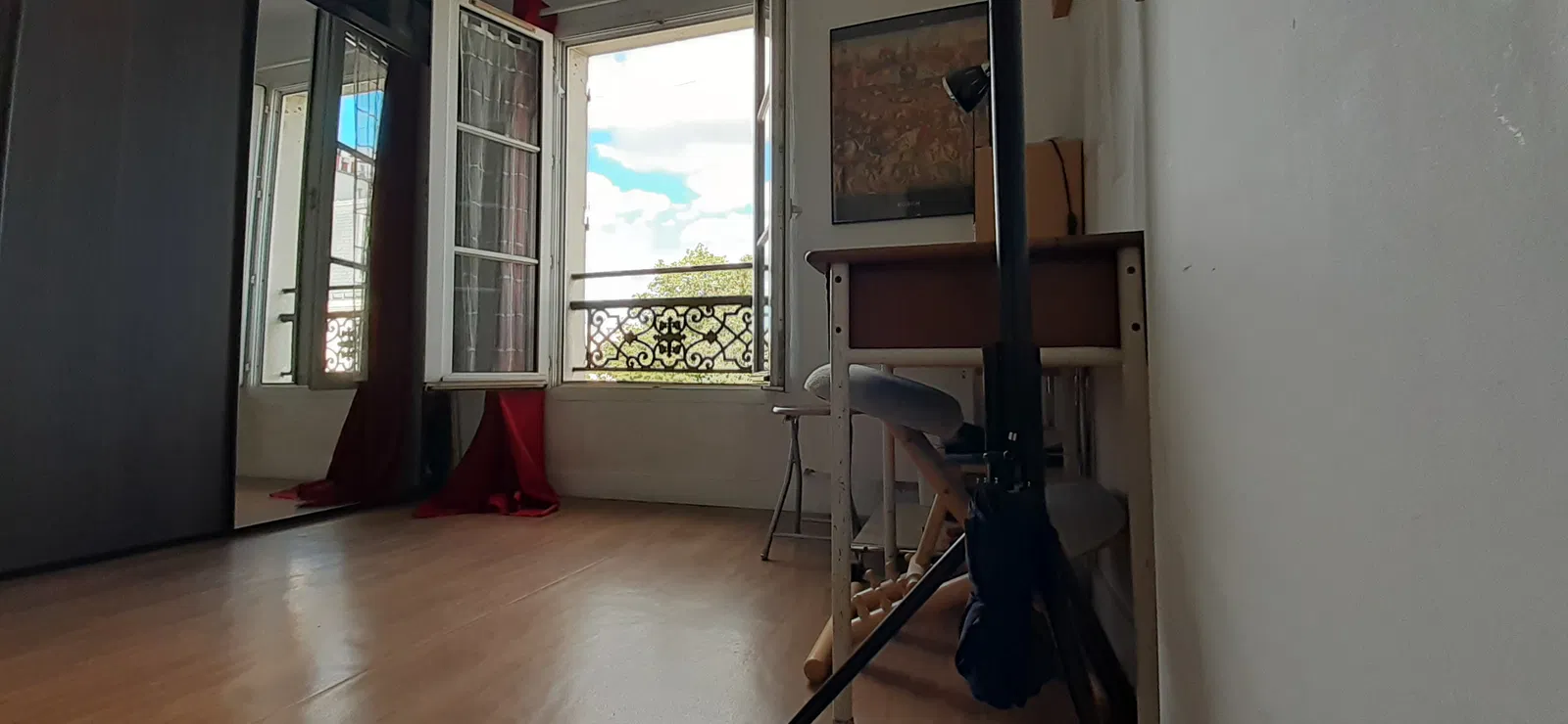 Room Quai de Jemmapes in Paris