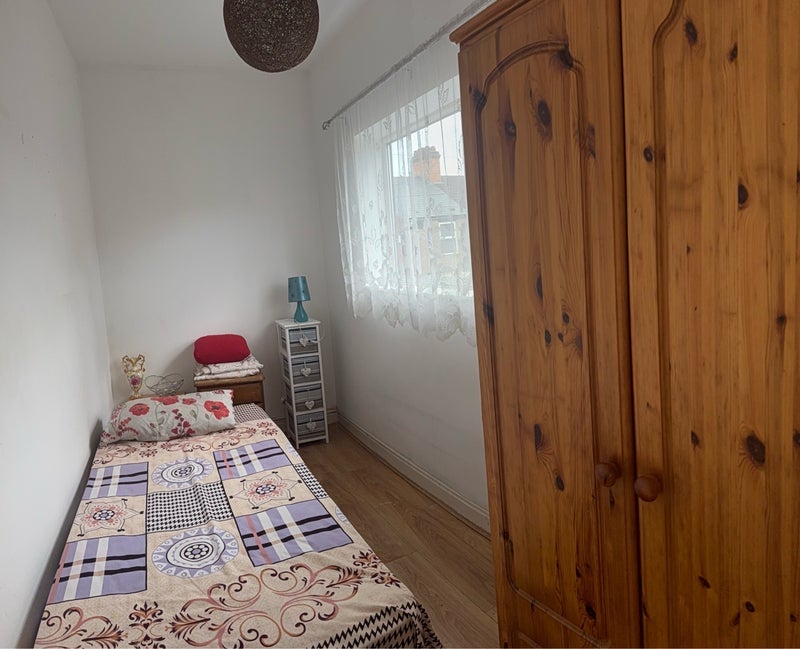 Room Murray Road in Rugby