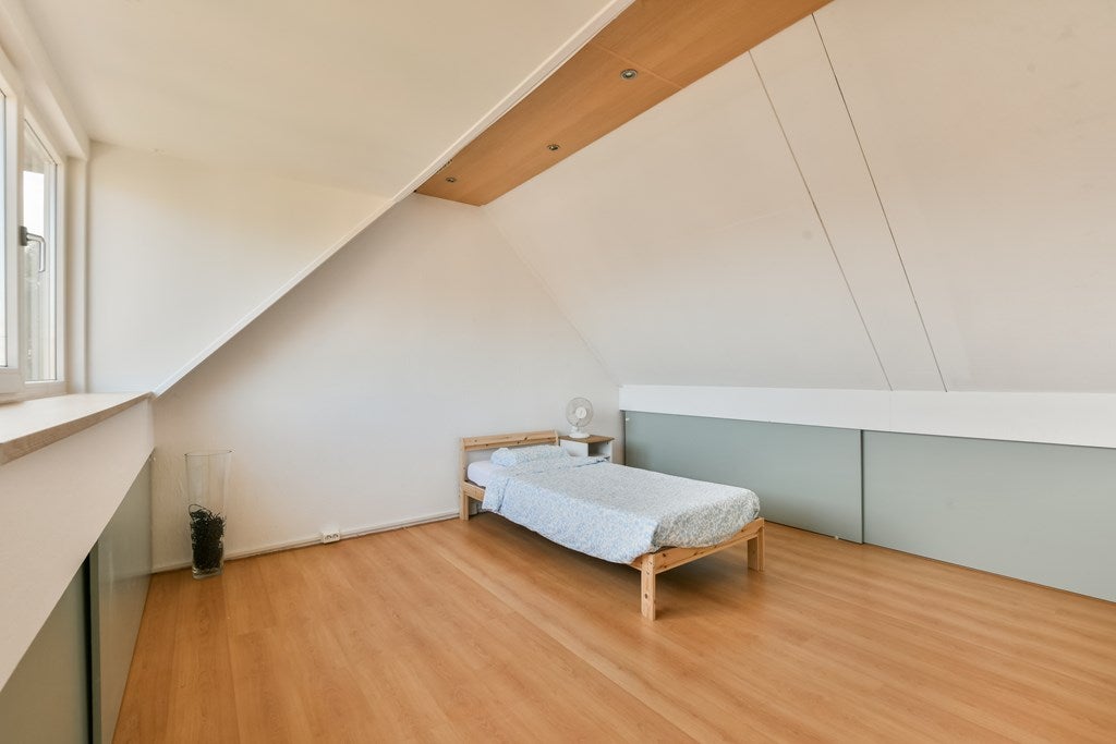 Tussenwoning te huur: Vergeet-mij-Nietjestraat 11, Almere