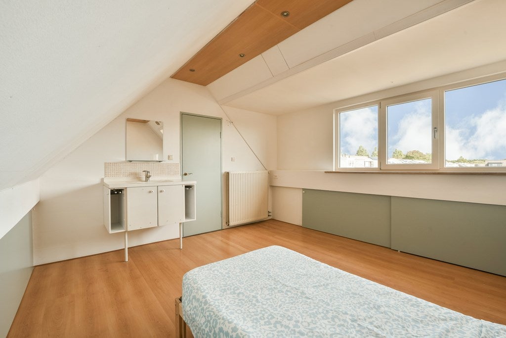 Tussenwoning te huur: Vergeet-mij-Nietjestraat 11, Almere