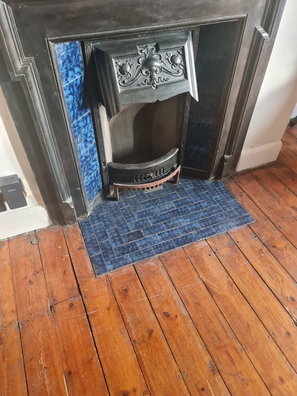 Room Nimrod Road in Greater London
