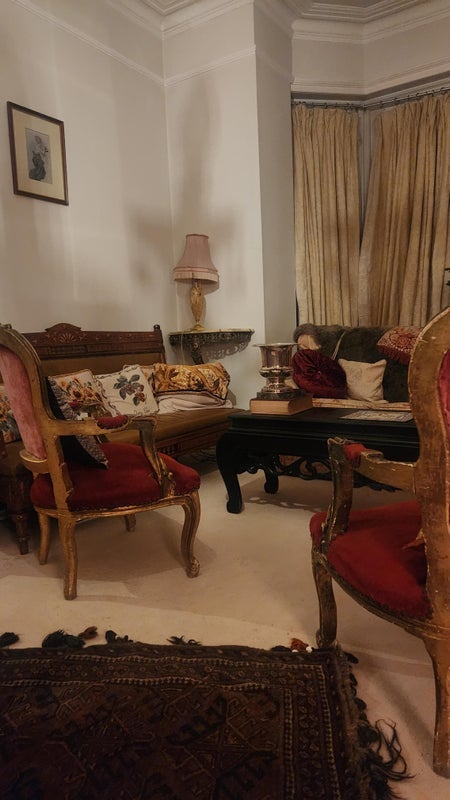 Room Nimrod Road in Greater London