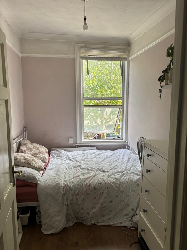 Room Studholme Street in Greater London
