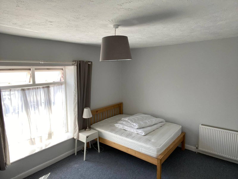 Room Worsley Street in Bristol