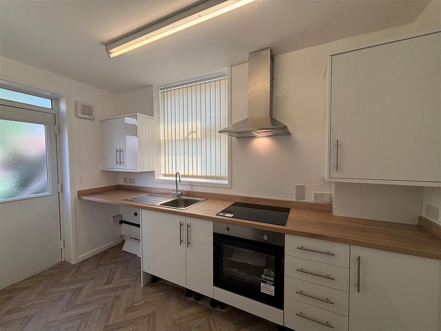 Flat Byron Court in Warrington