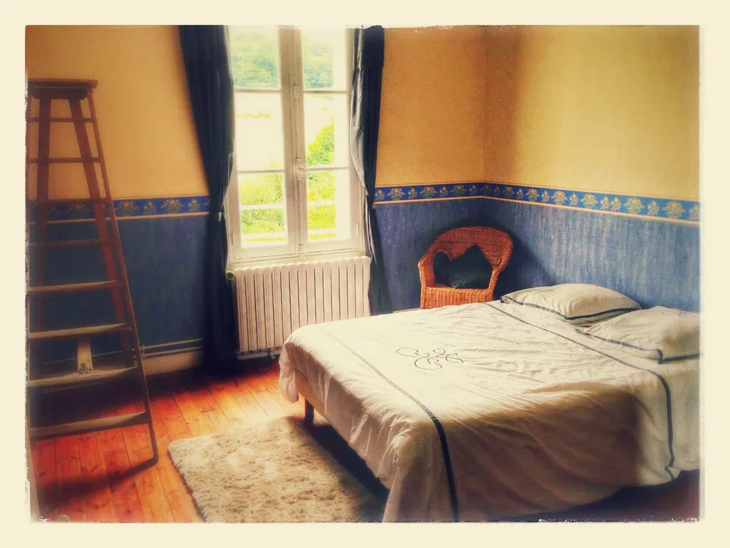 Room Route du Châtaignier in Anlhiac