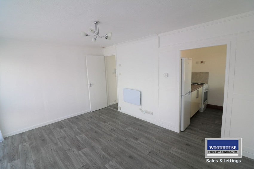 Flat Berners Way in Broxbourne