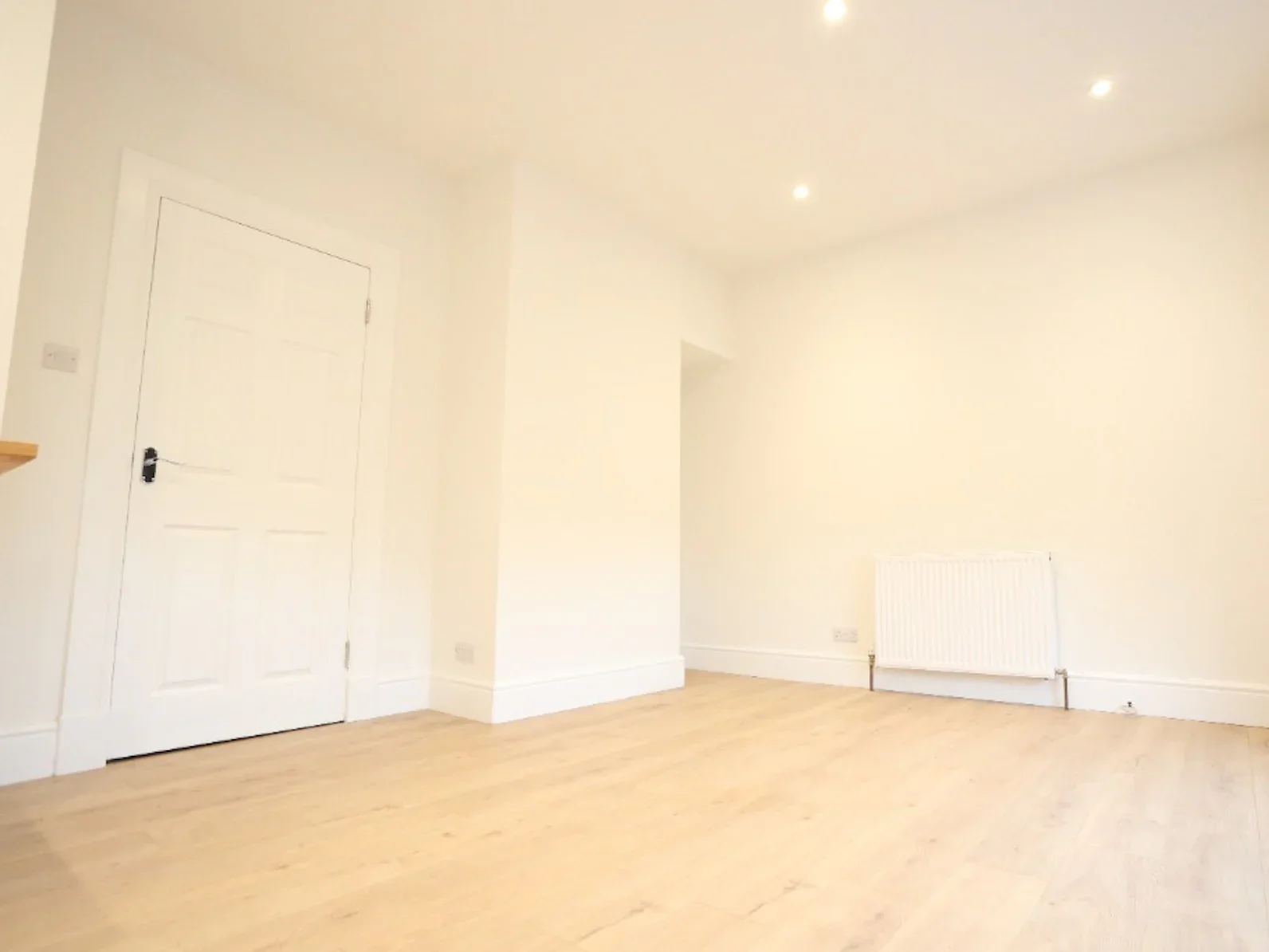 Flat Lanark Road in Edinburgh